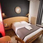 Hotel De Lyon