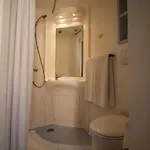 De Lyon Hotel 2*