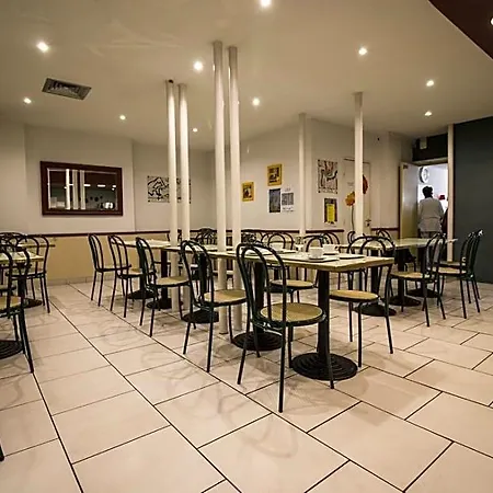 De Lyon Hotel 2*