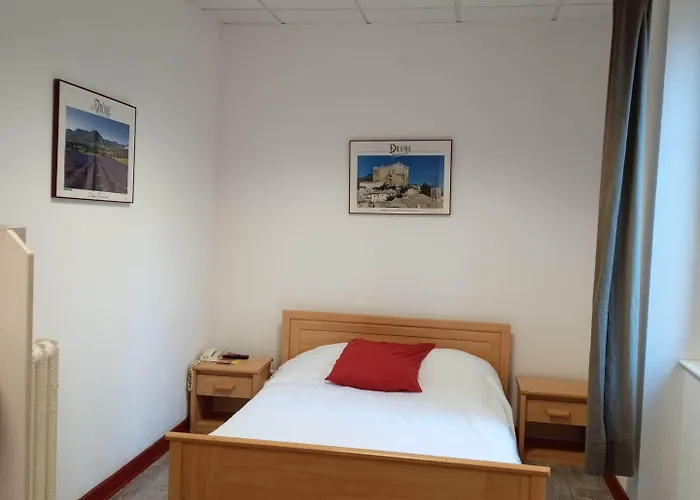 Hotel De Lyon Valence (Drome)