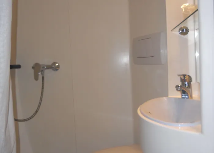 De Lyon Hotel Valence (Drome)